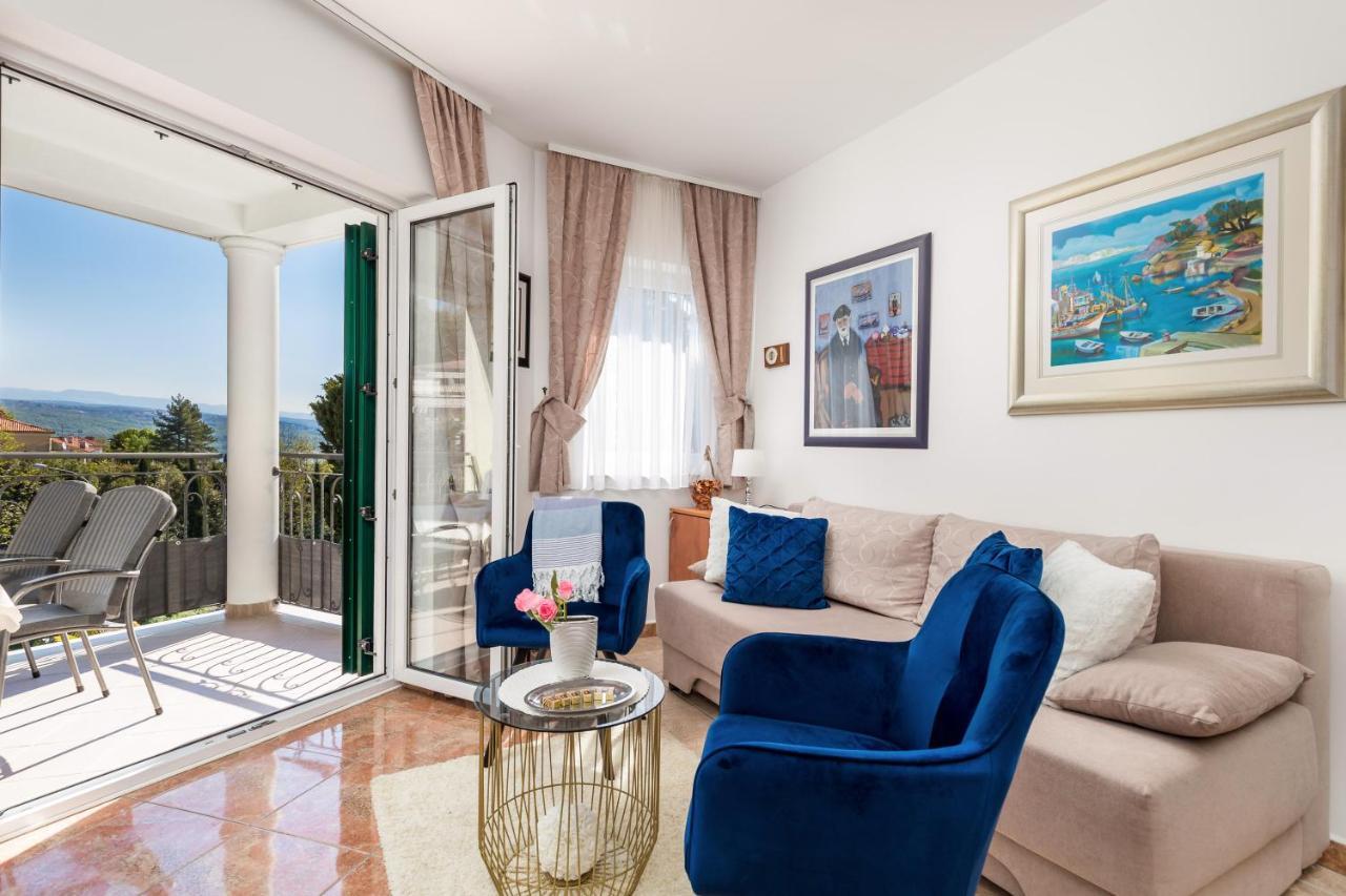 Light Summer Apartment With A Swimming Pool Opatija Exteriör bild