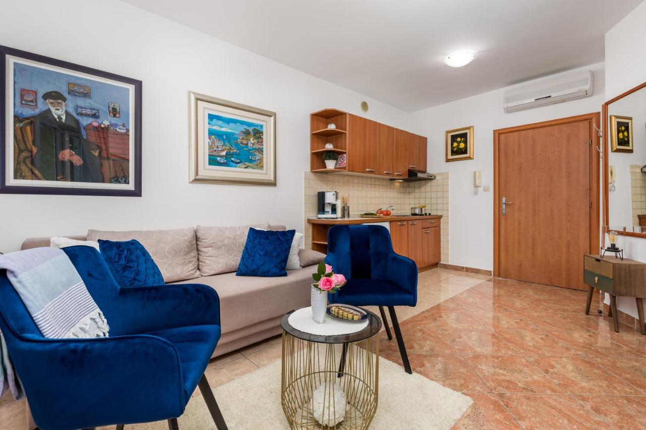 Light Summer Apartment With A Swimming Pool Opatija Exteriör bild
